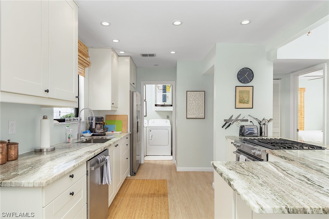7924 Della Bitta Ln Property Photo 13