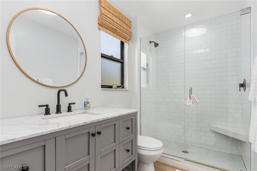 7924 Della Bitta Ln Property Photo 18