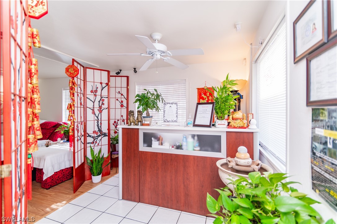 27831-835 Tamiami Trl Property Photo 8