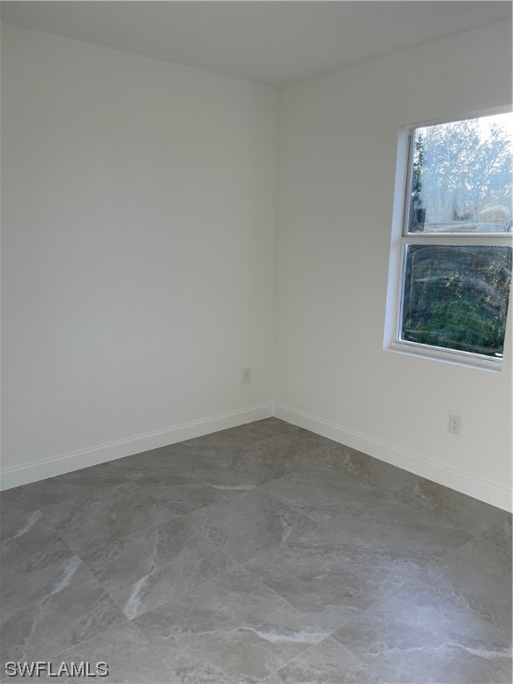 757 Central St E Property Photo 21