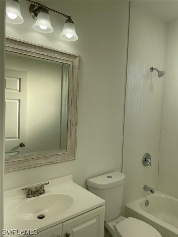 757 Central St E Property Photo 24