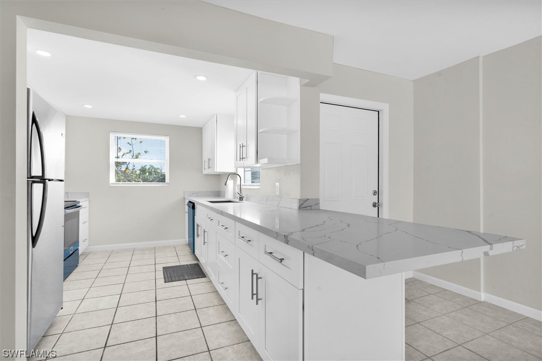 100 Iroquois Dr 8 Property Photo 15