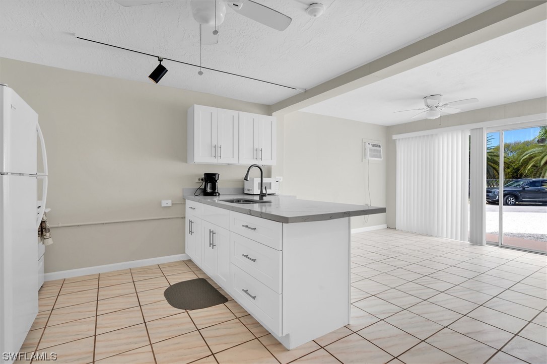 100 Iroquois Dr 8 Property Photo 19