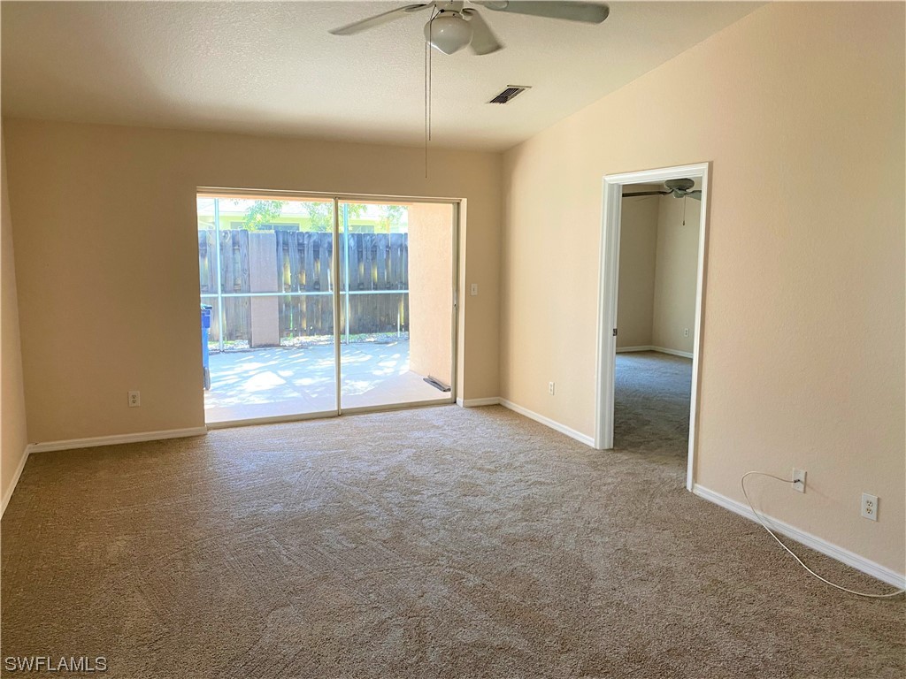 12349 Londonderry Ln Property Photo 2