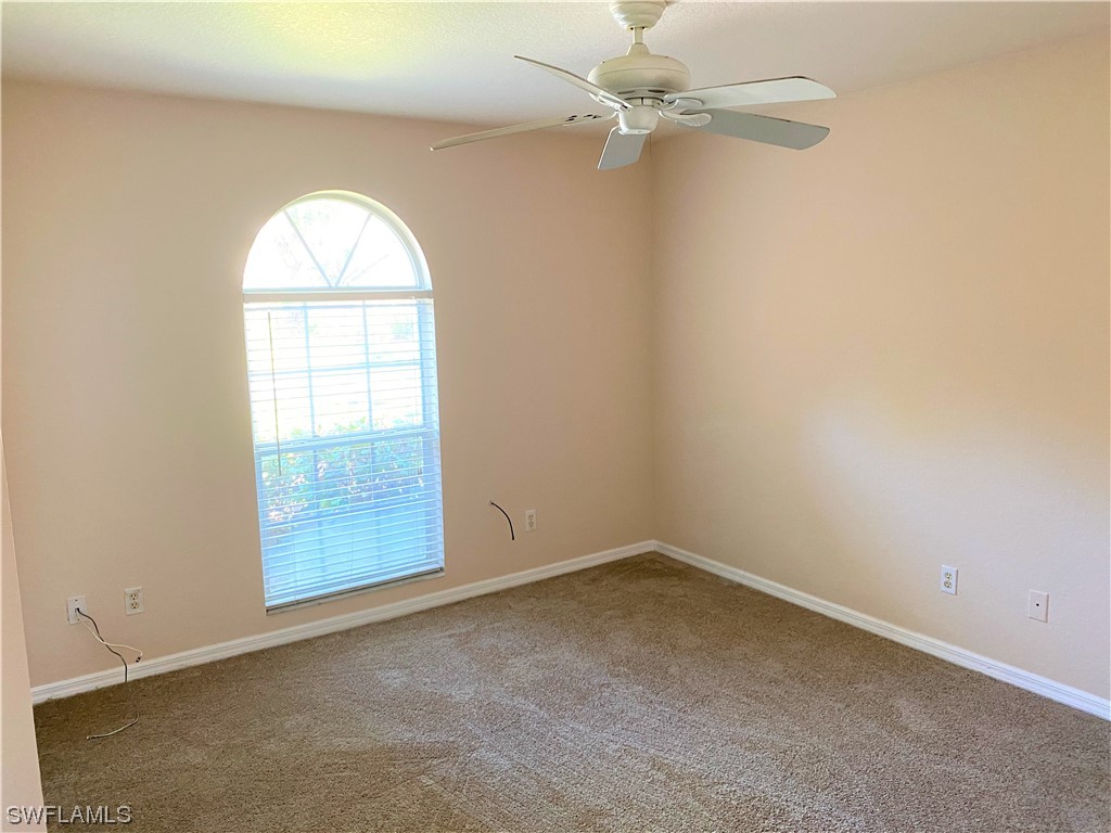 12349 Londonderry Ln Property Photo 8
