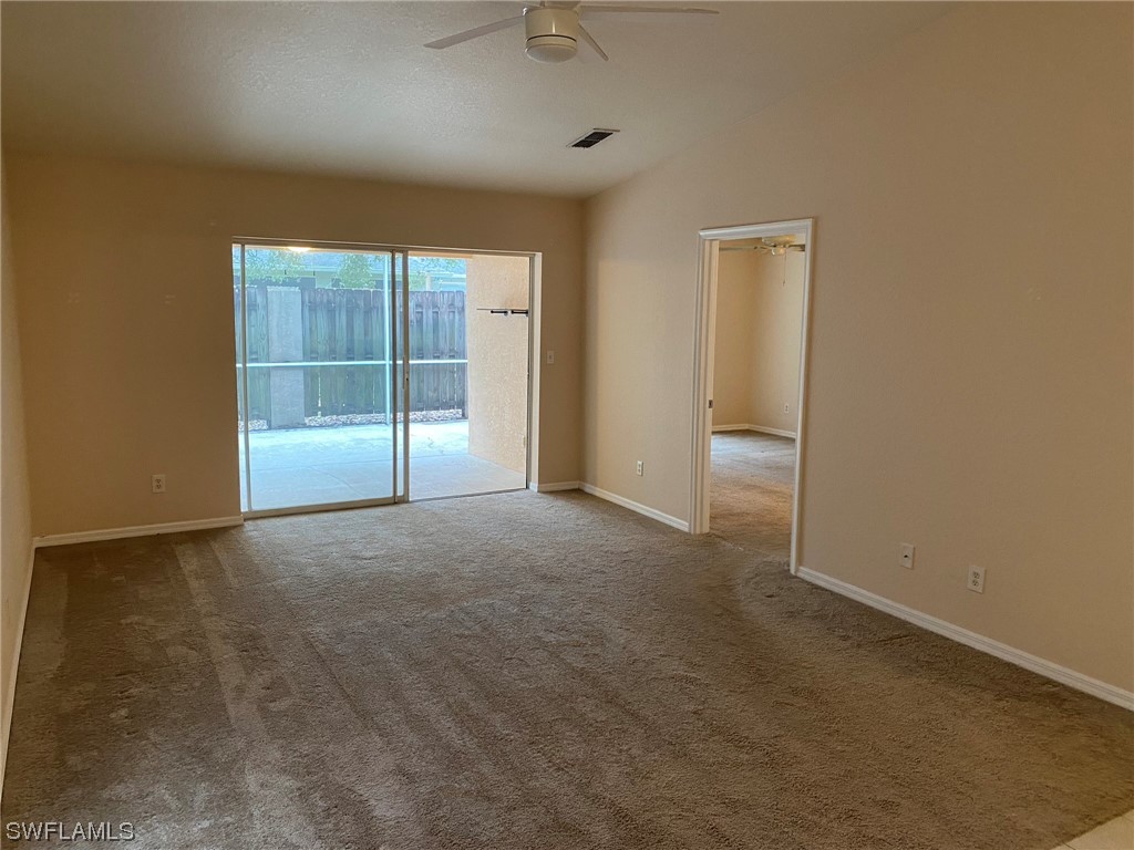 12349 Londonderry Ln Property Photo 10