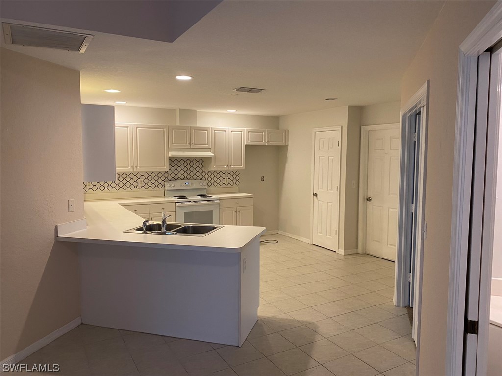 12349 Londonderry Ln Property Photo 11