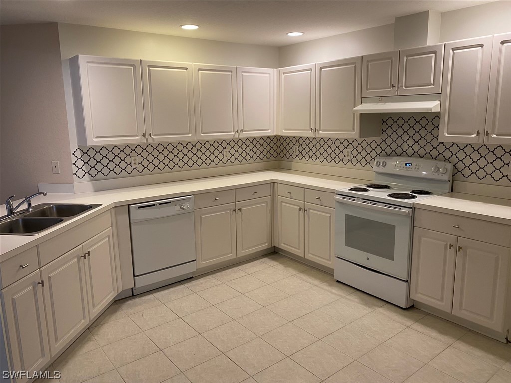 12349 Londonderry Ln Property Photo 14