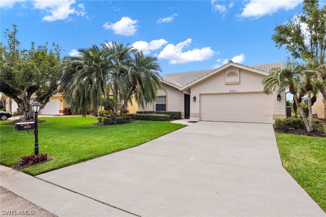 16314 Kelly Woods Dr Property Photo 1