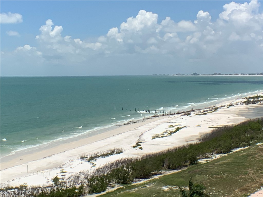 6041 Gulf RD Property Photo 1