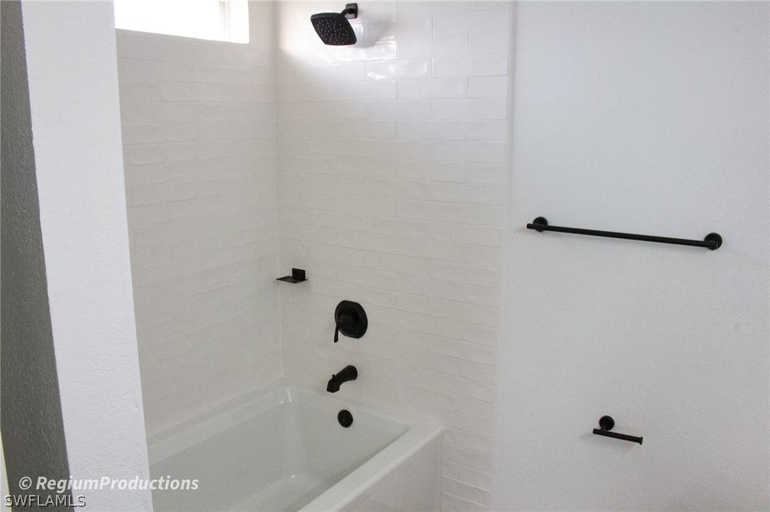 720 Bedford Point Ave Property Photo 16