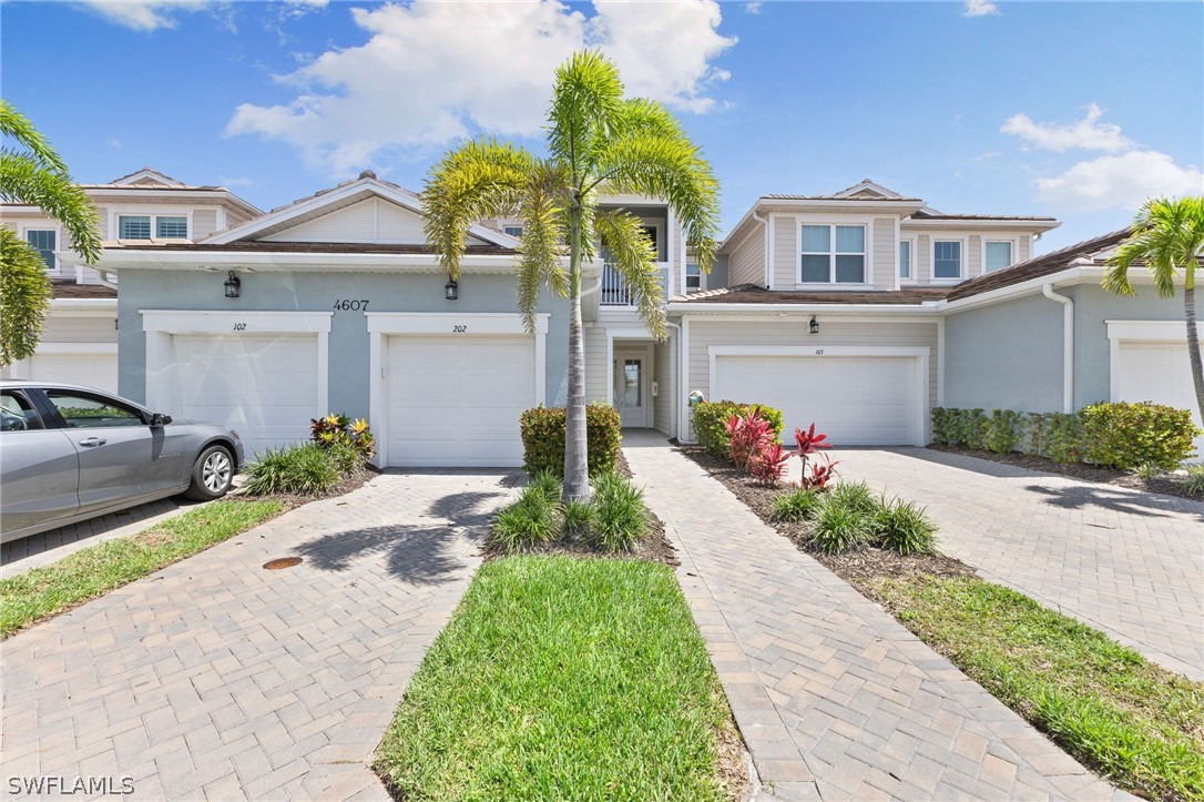 4607 Arboretum Cir 15 Property Photo 2