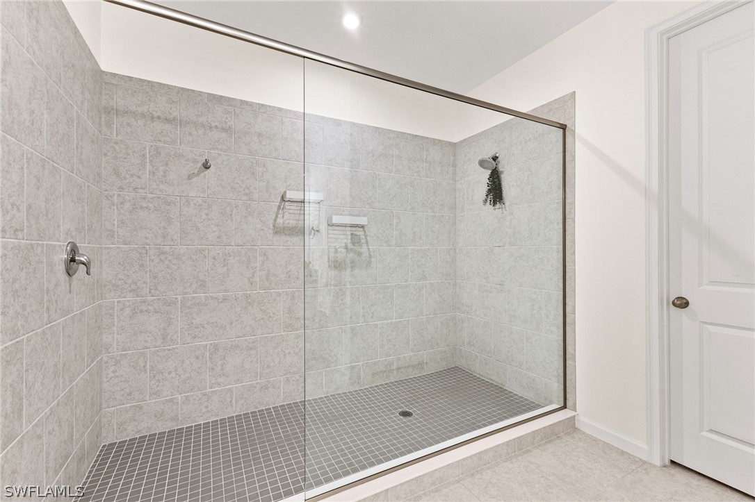 4607 Arboretum Cir 15 Property Photo 17