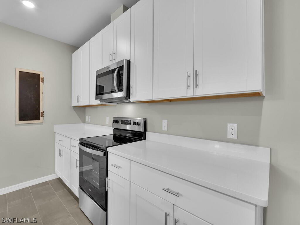 17941 Saddle Rd Property Photo 5