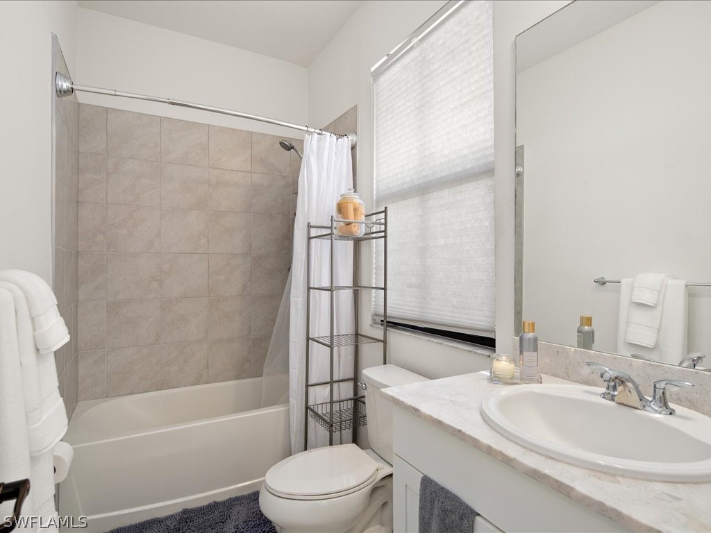 8812 Madrid Cir Property Photo 27