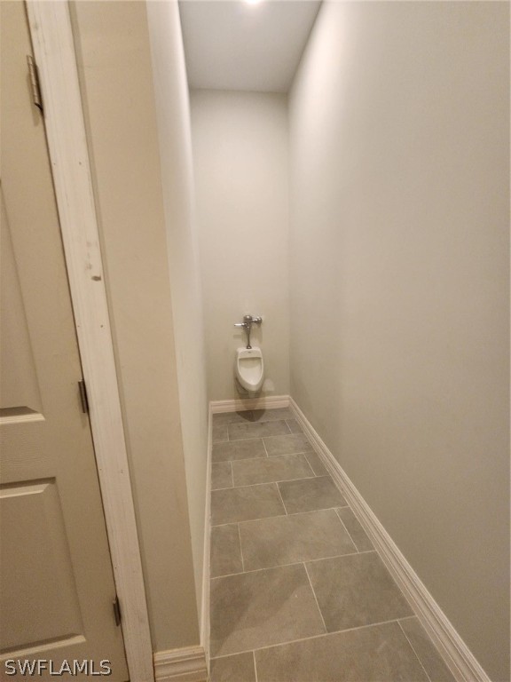 8359 Stringfellow Rd Property Photo 5