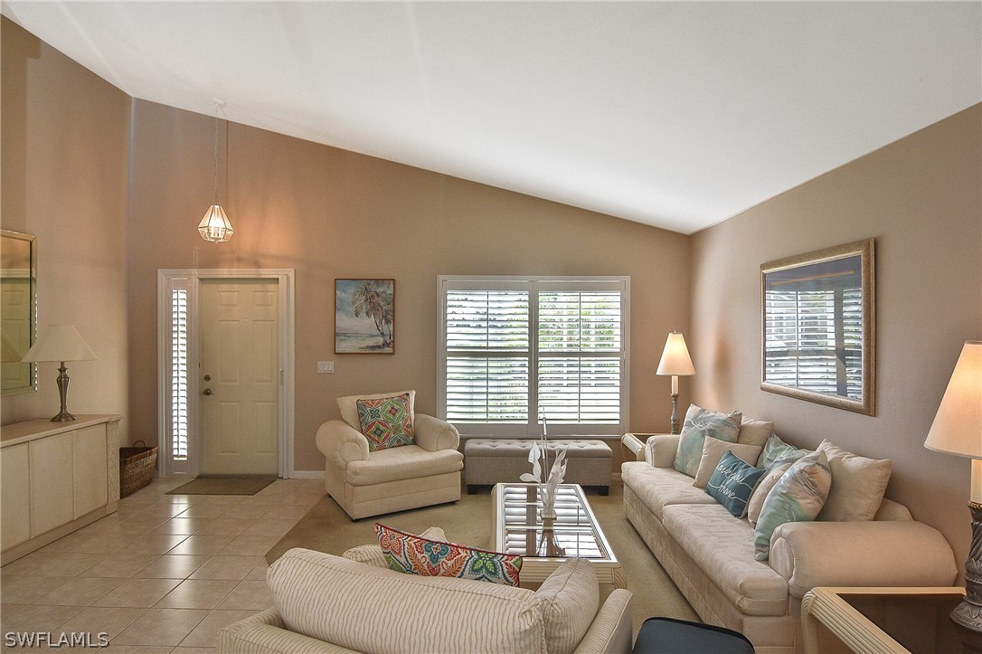 11240 Boardwalk Pl Property Photo 3