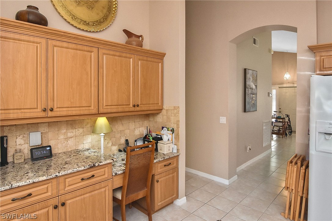 11240 Boardwalk Pl Property Photo 8