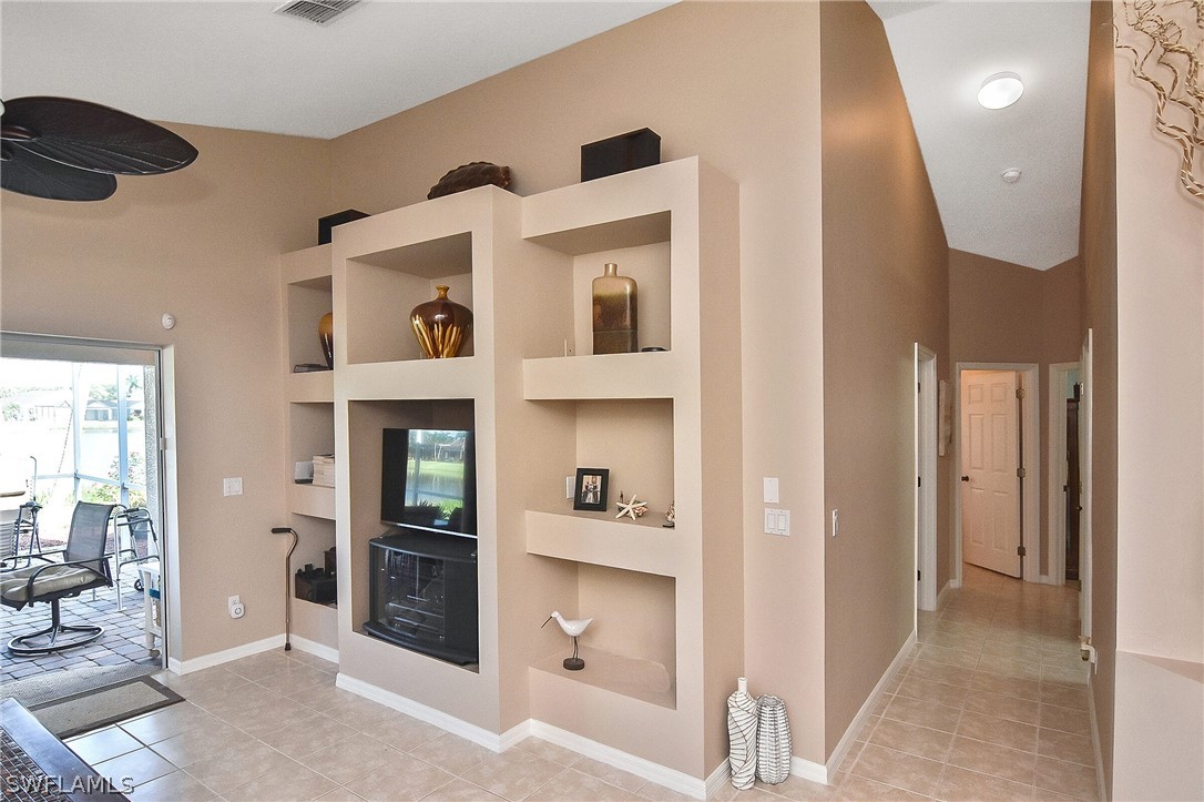11240 Boardwalk Pl Property Photo 15