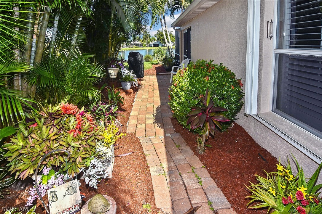 11240 Boardwalk Pl Property Photo 33
