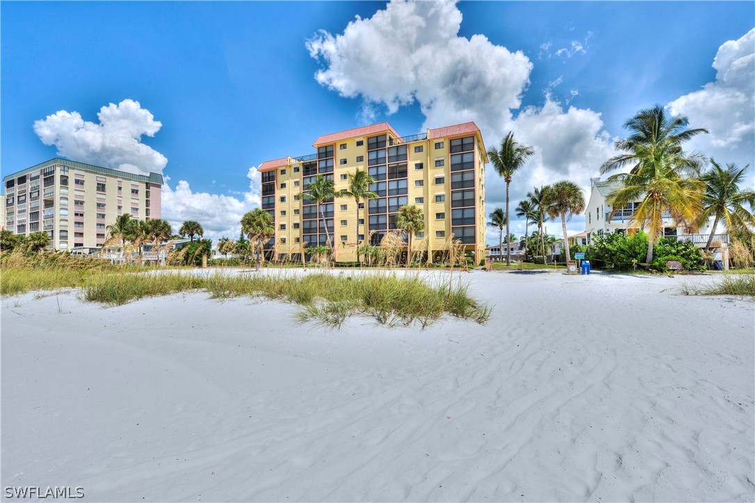 600 Estero Blvd 106 Property Photo 2