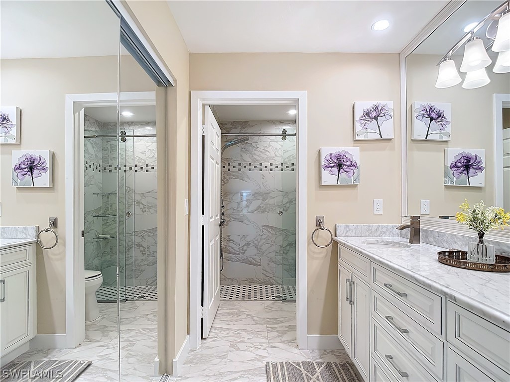 437 Wiggins Lake Ct 102 Property Photo 24