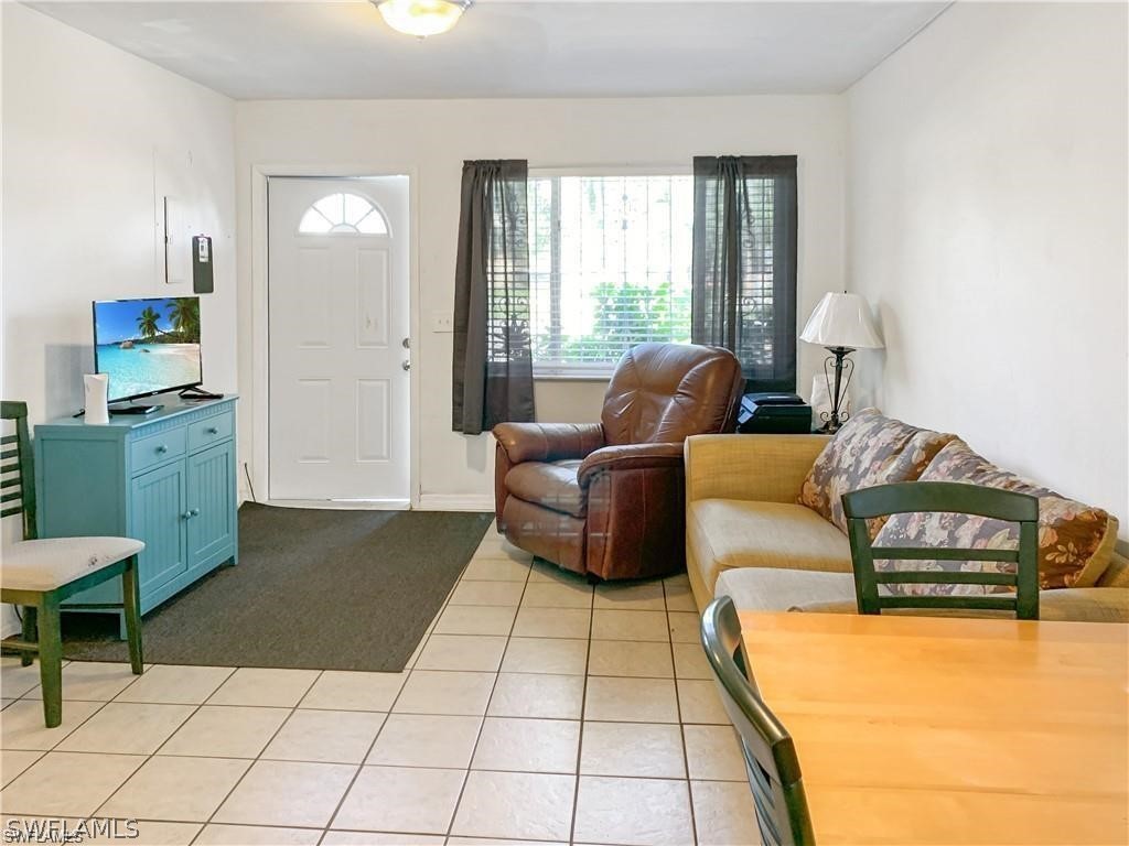 2748 Orange St Property Photo 12