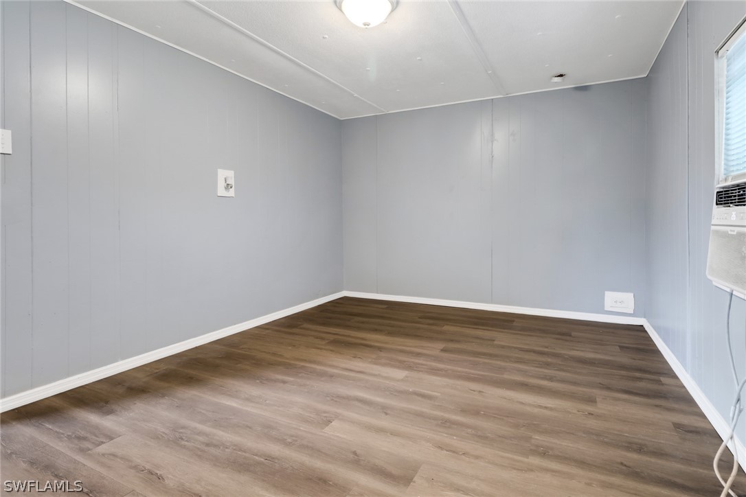 2213 Carlisle Ln Property Photo 12