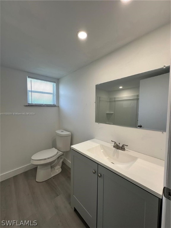2248 Marina Park Dr Property Photo 1