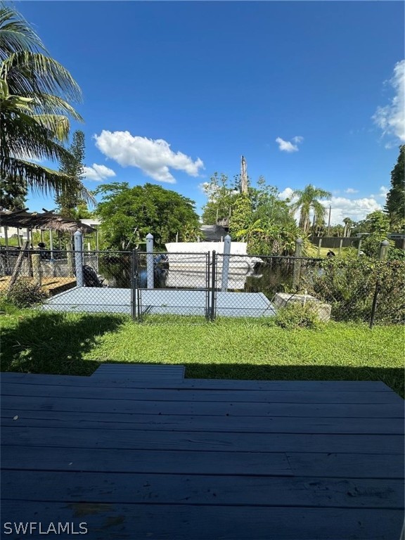 2248 Marina Park Dr Property Photo 4