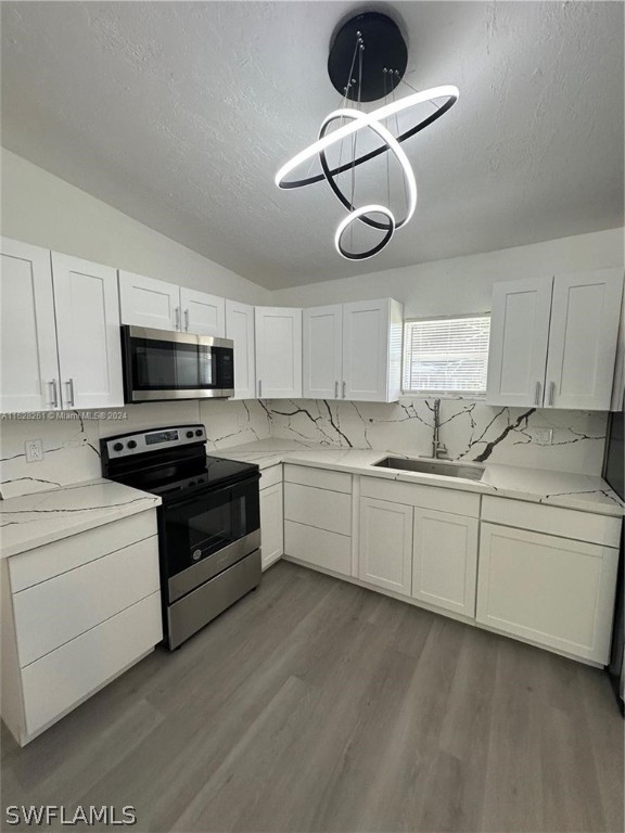 2248 Marina Park Dr Property Photo 6
