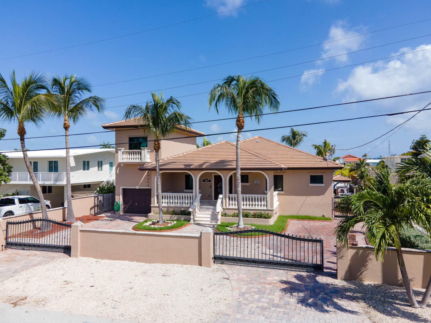 137 Marina Avenue Property Photo 1