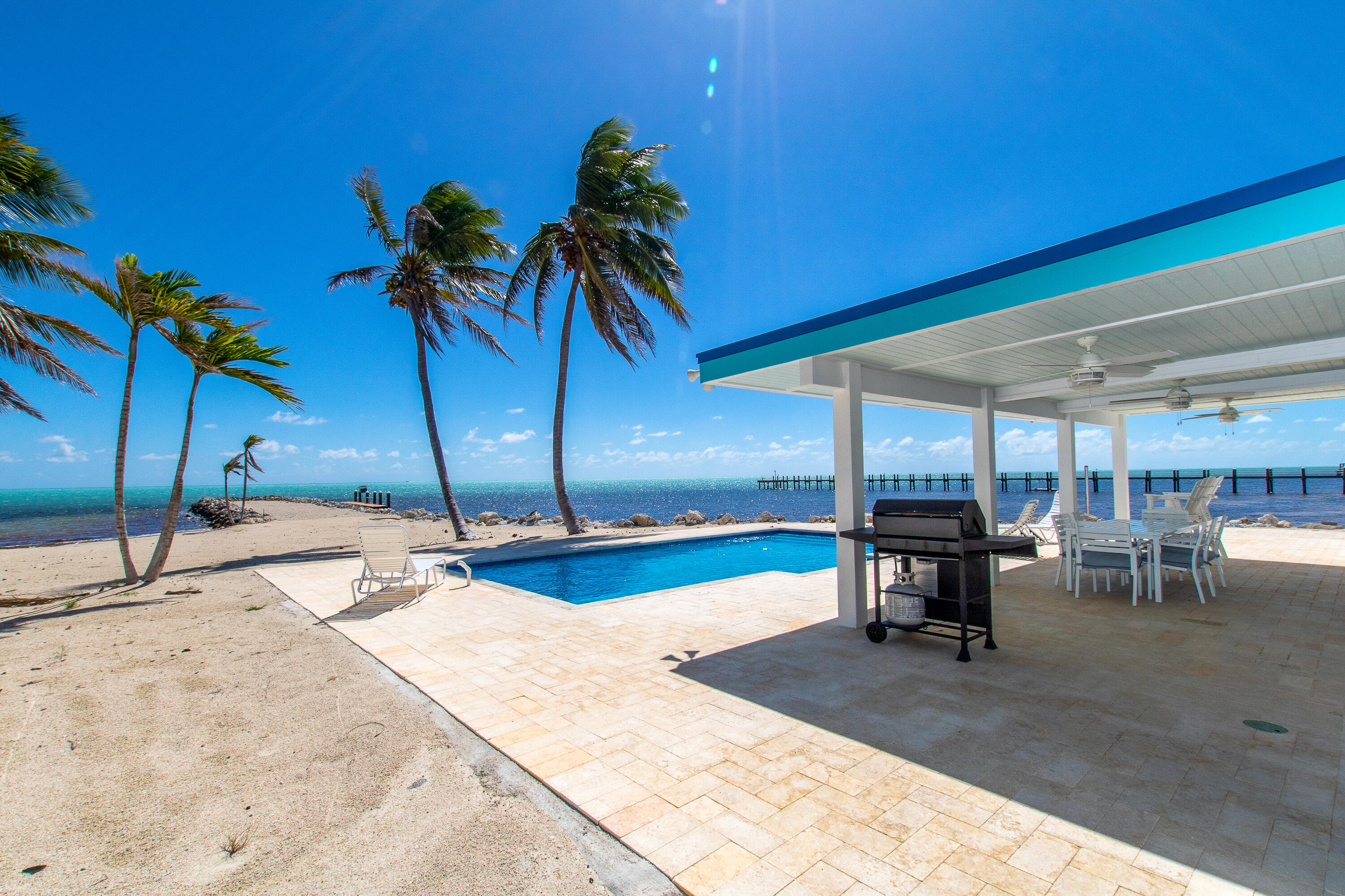 75691 Overseas Highway Property Photo 1