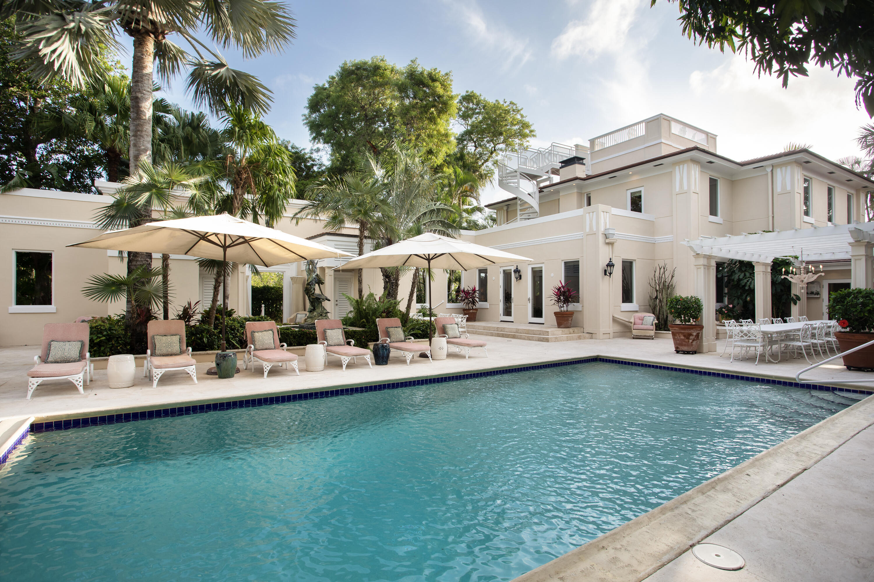 1101 Casa Marina Court Property Photo 2