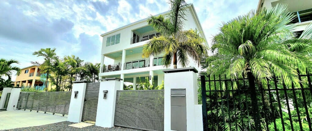 24 Floral Avenue Property Photo 11