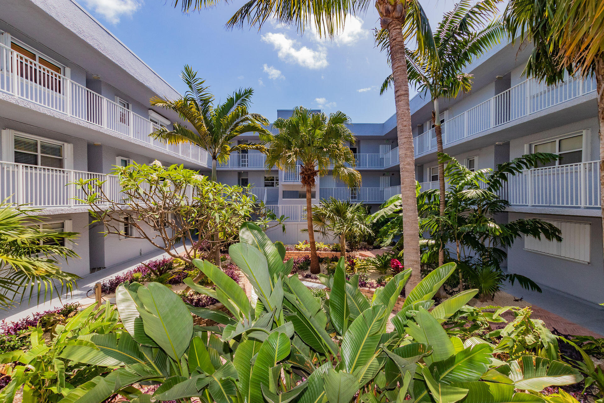 201 E Ocean Drive, 112 Property Photo 39