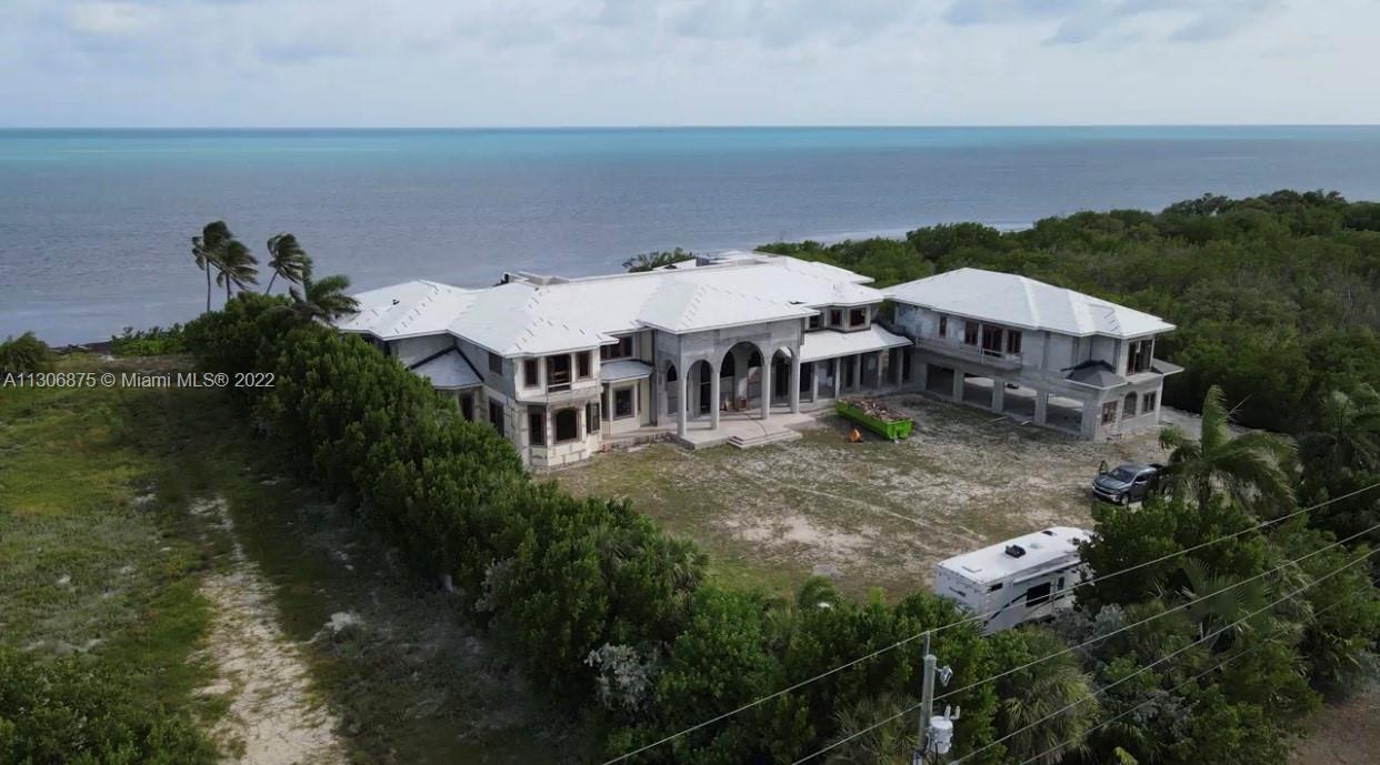 2405 Coco Plum Drive Property Photo 27