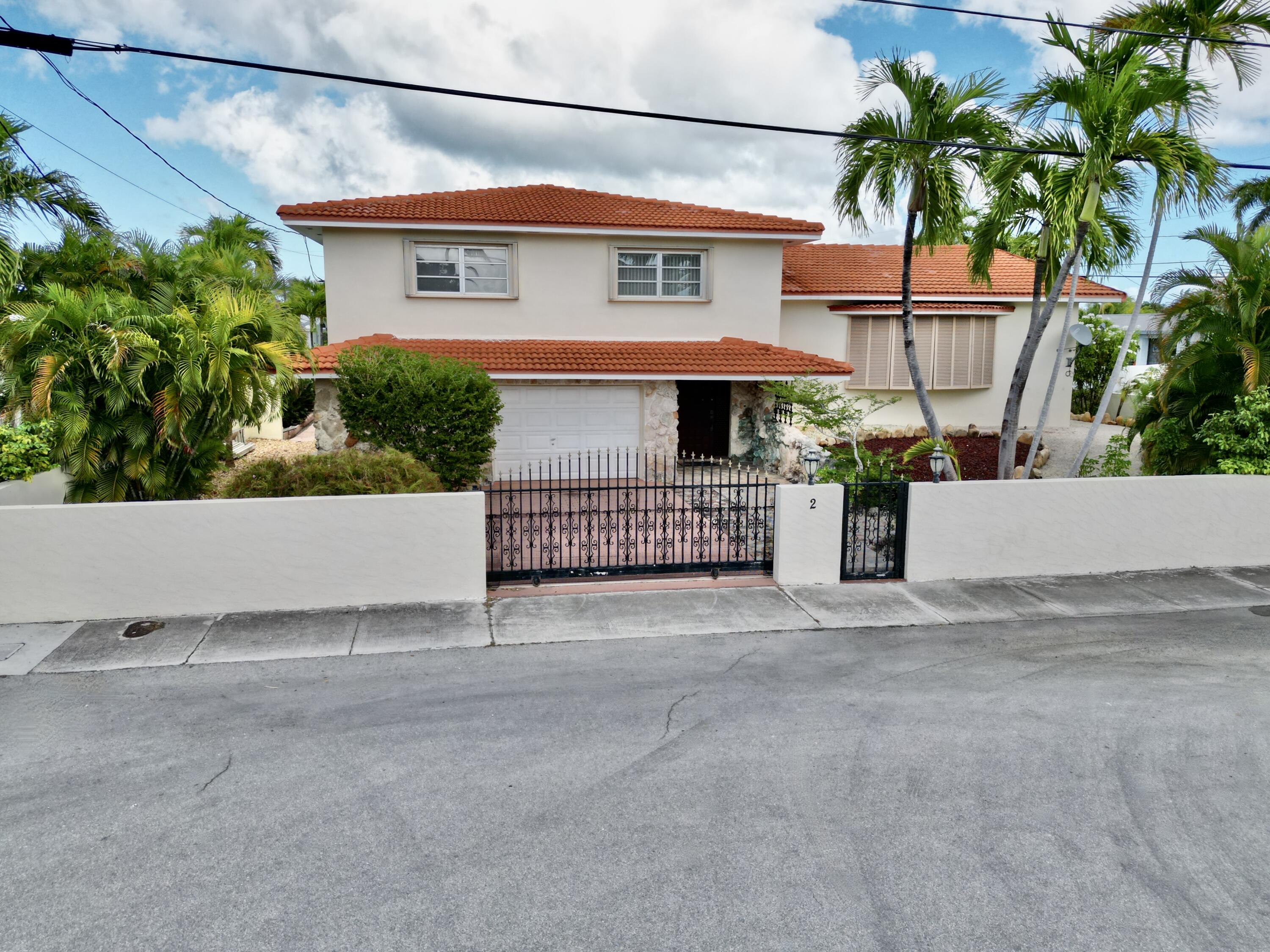 2 Arbutus Drive Property Photo 1
