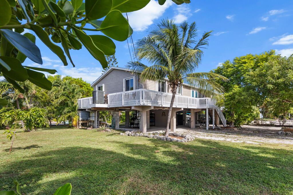 17123 W Green Turtle Lane Property Photo 38
