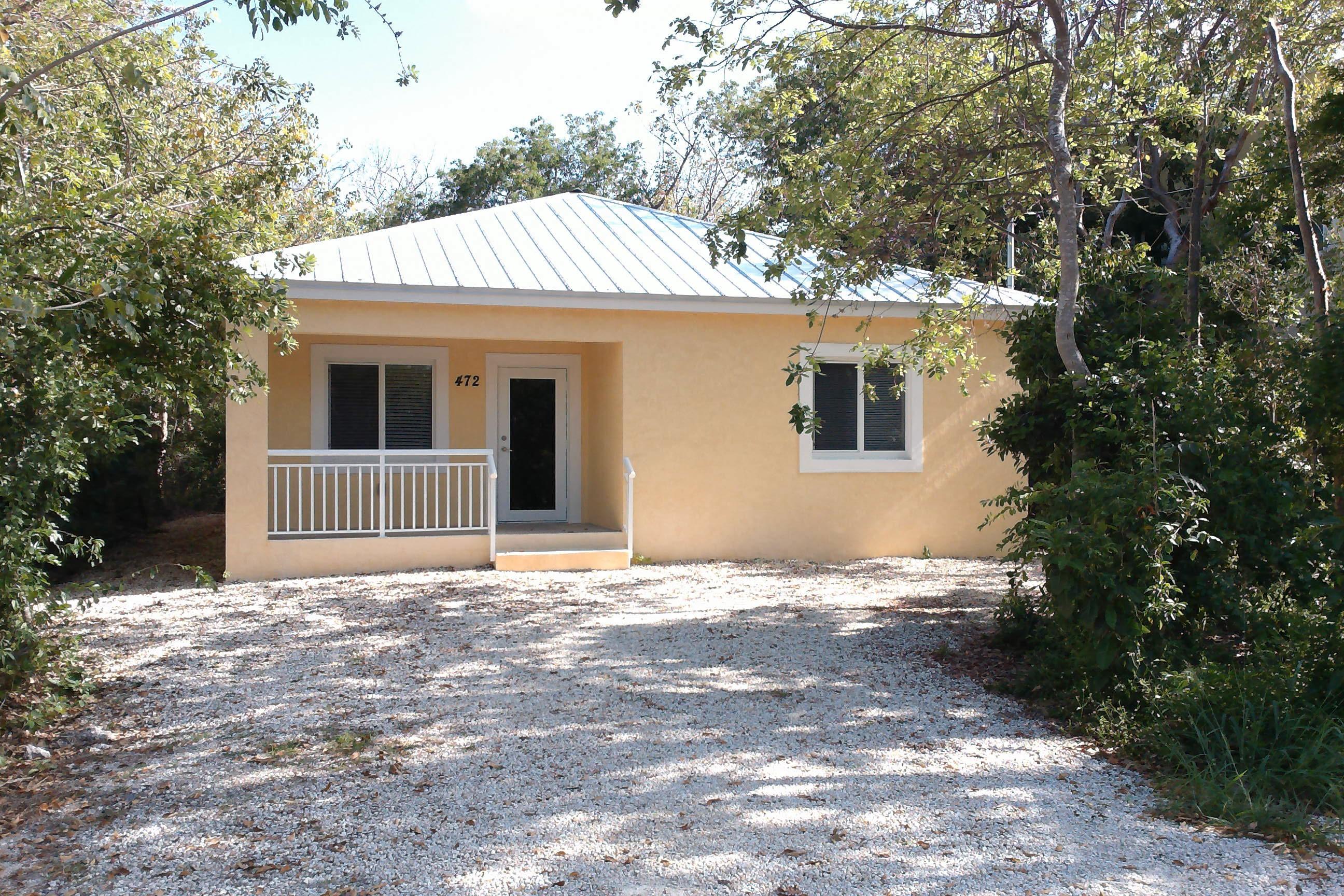 472 Beach Road Property Photo