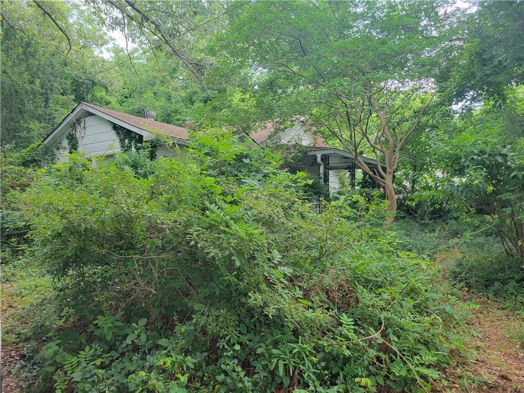 5475 E Main Street Property Photo 1
