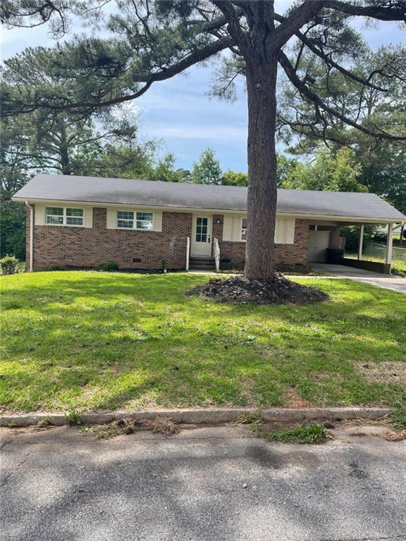 615 Peachtree Drive Property Photo 2