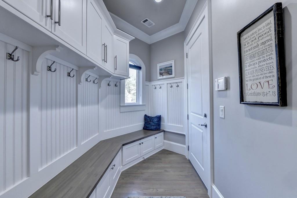 1021 Laurel Cove Property Photo 26