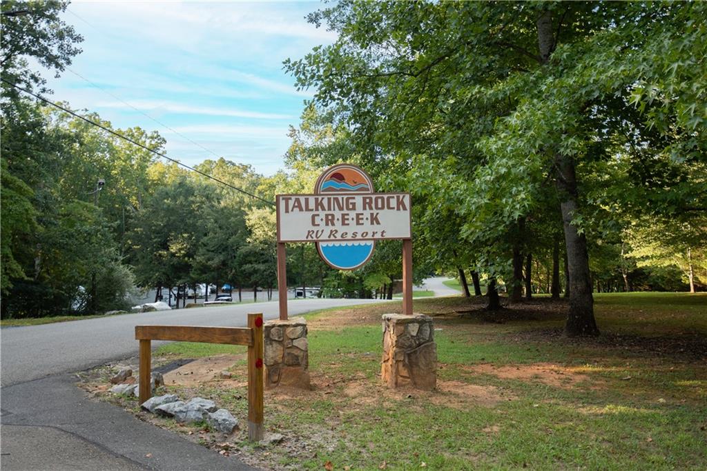 73 Geyser Court Property Photo 36