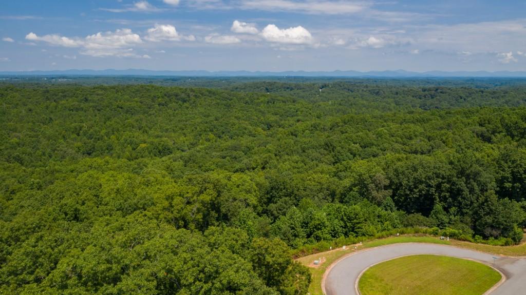 6825 Lookout Point Property Photo 10