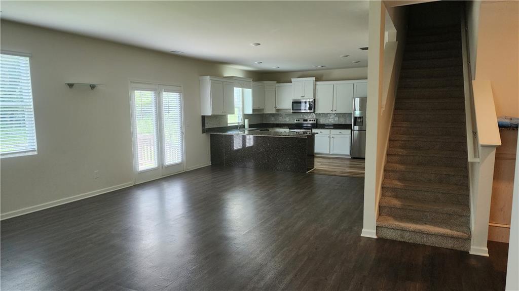 128 Embry Boulevard Property Photo 6