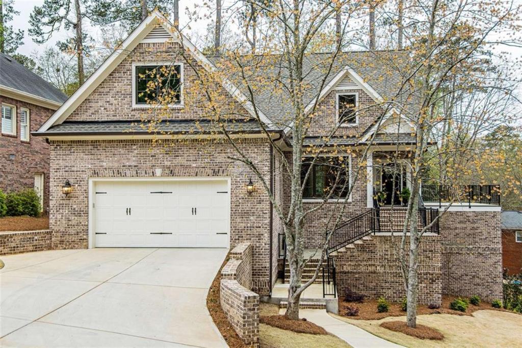 101 Vinings Drive Property Photo 1