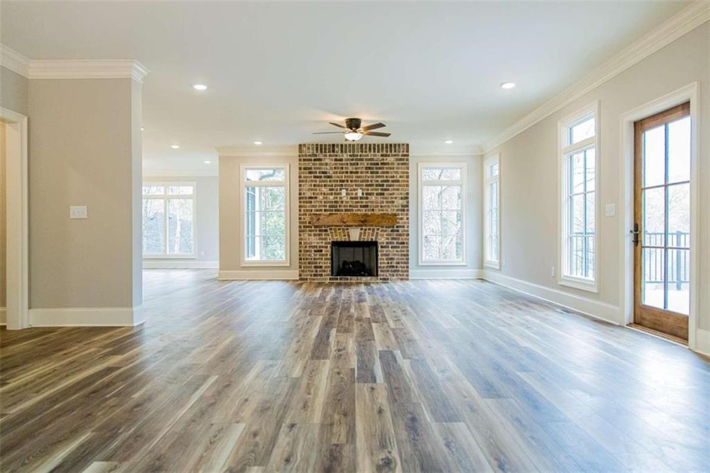 101 Vinings Drive Property Photo 4