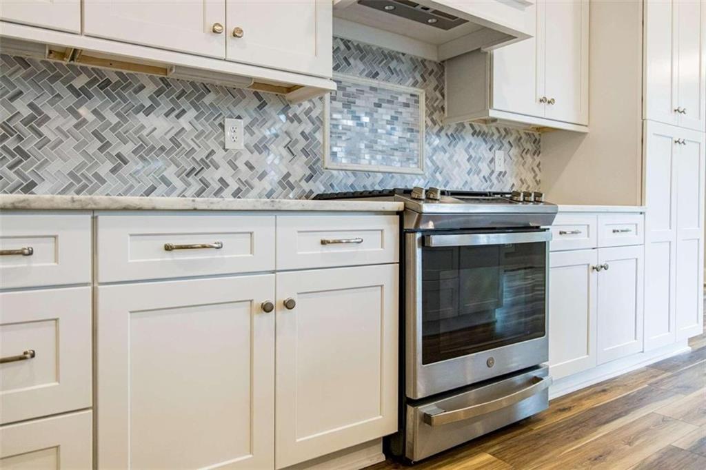 101 Vinings Drive Property Photo 8