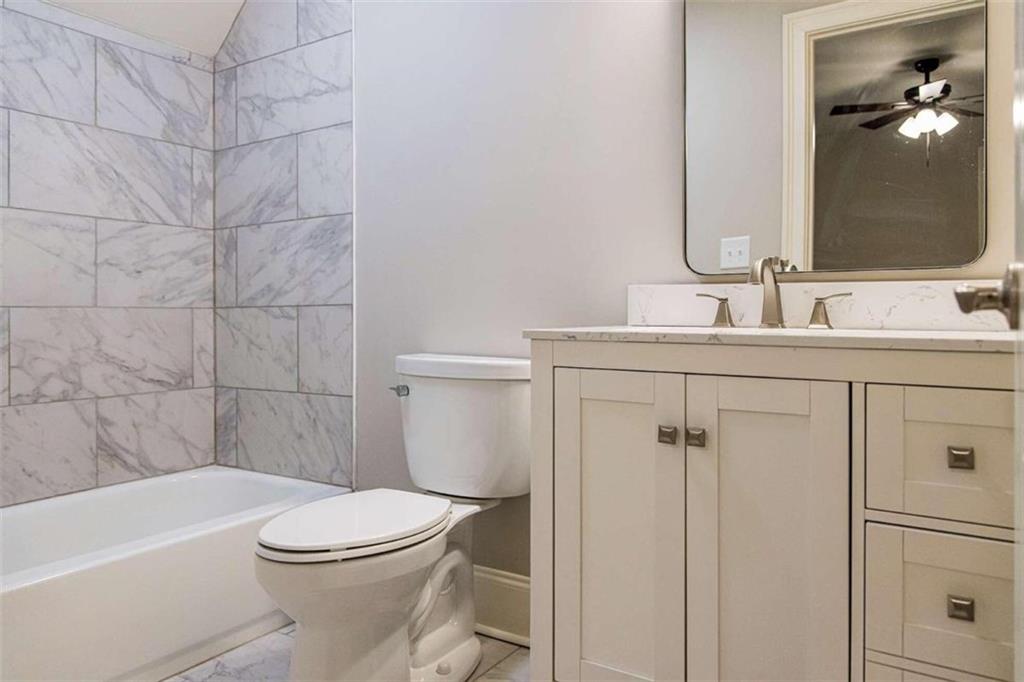 101 Vinings Drive Property Photo 22